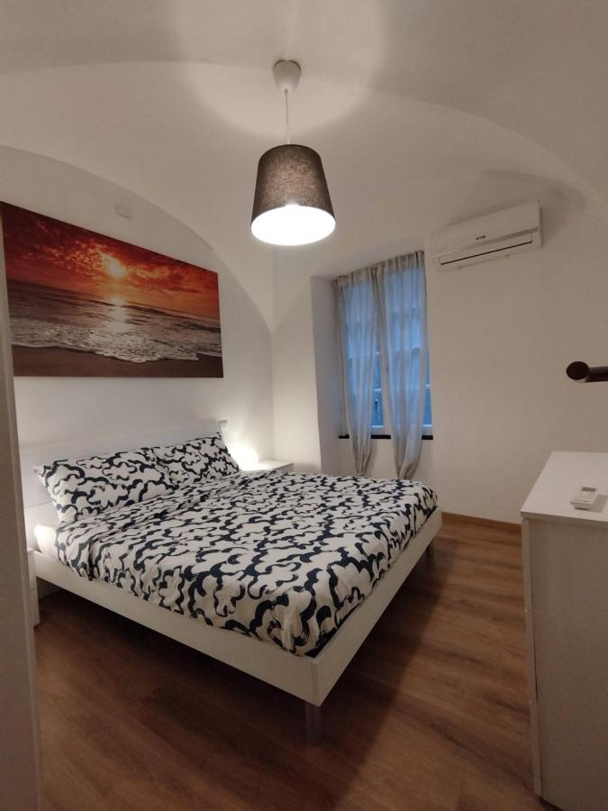 Ferienwohnung The First Luccoli Garibaldi Rolli Genua Exterior foto