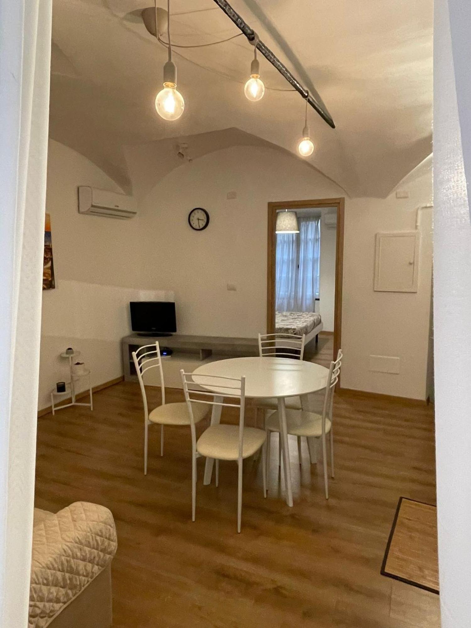 Ferienwohnung The First Luccoli Garibaldi Rolli Genua Exterior foto