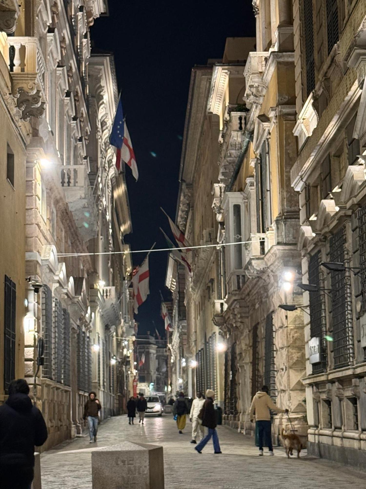 Ferienwohnung The First Luccoli Garibaldi Rolli Genua Exterior foto